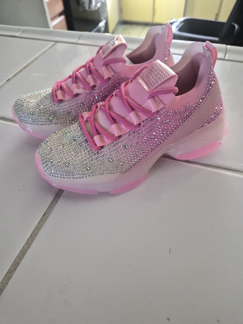Girls Sparkle Pink Rhinestone Sneakers - Kids Fashion Athletic Shoes
